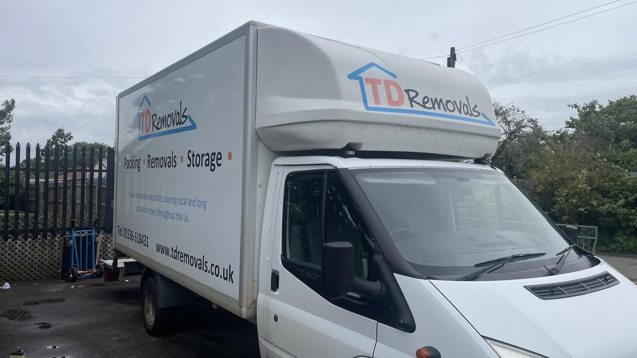 Finedon House removals