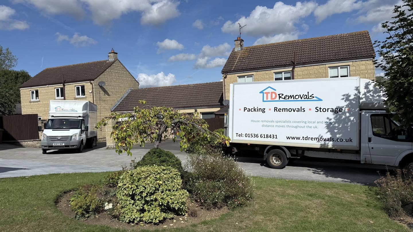 Experienced Kettering removal company completing a home move