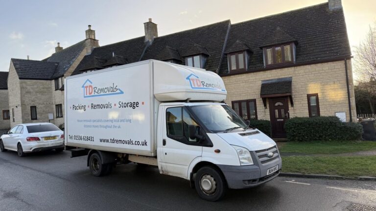 kings cliffe to corby house removal