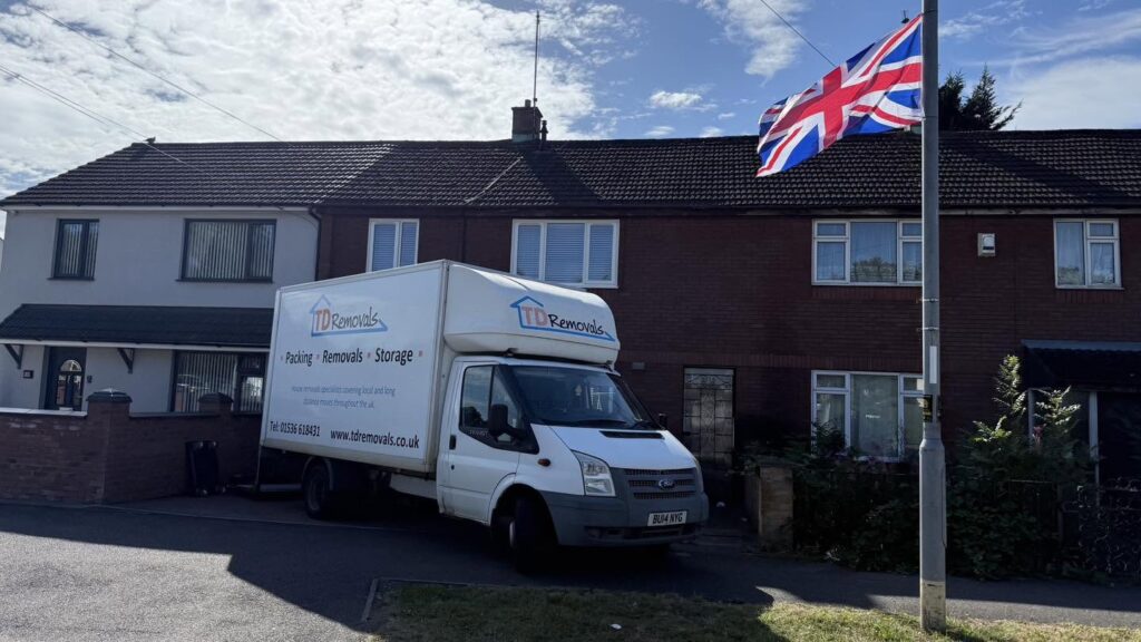 house removals kettering - removal van outside family home